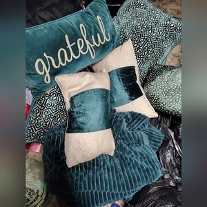 Teal Plush Velvet Decorative Throw Blanket and Pillow Set - Grateful Accent